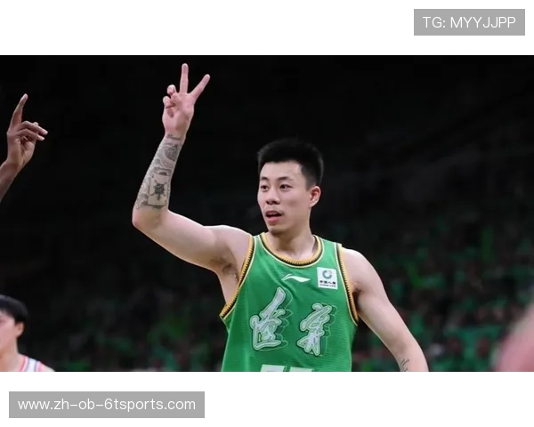 张镇麟遇广东就来劲强硬突破上篮得分激情秀肌肉庆祝点燃赛场